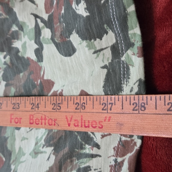 Green Boxy Relaxed Short Sleeve Tee - Picture 5 of 7